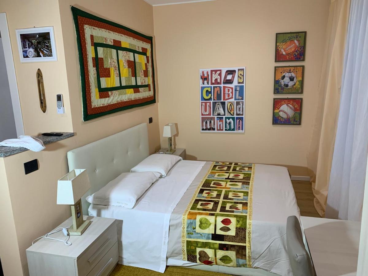 Bed & Breakfast Indi Thelar Villa Guardia Kültér fotó
